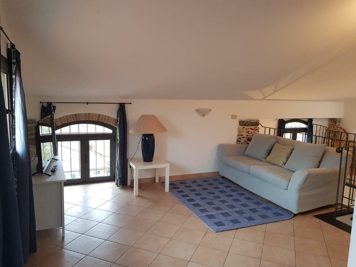 Il Convento Sul Mare Villa Santo Stefano al Mare Luaran gambar
