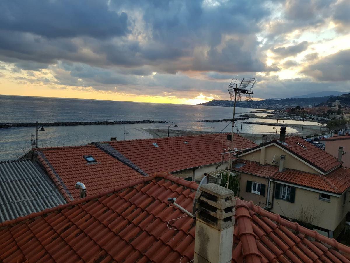 Il Convento Sul Mare Villa Santo Stefano al Mare Luaran gambar