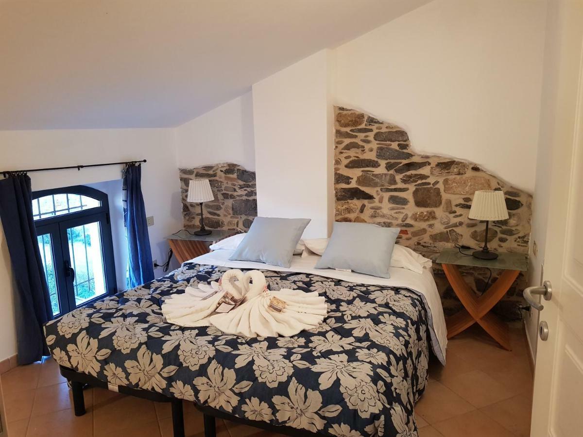 Il Convento Sul Mare Villa Santo Stefano al Mare Luaran gambar